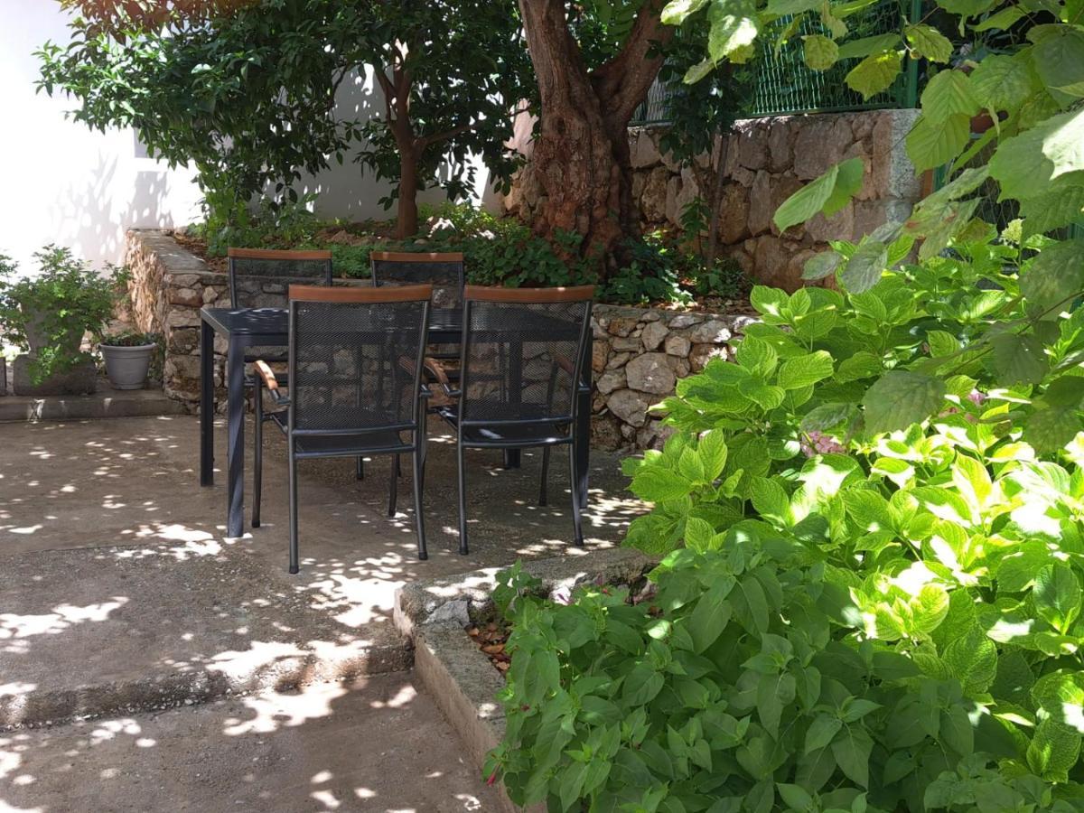 Apartment Robo Omiš Zewnętrze zdjęcie
